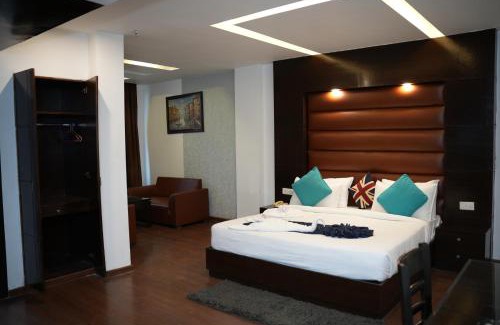 South West Hotel | Airport Hotel Park Blue By RMR Hotels