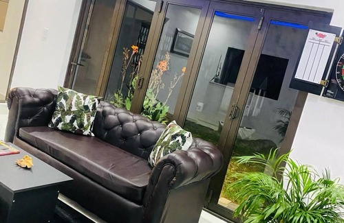 Kempton Park House | Airport Imperial Guest House