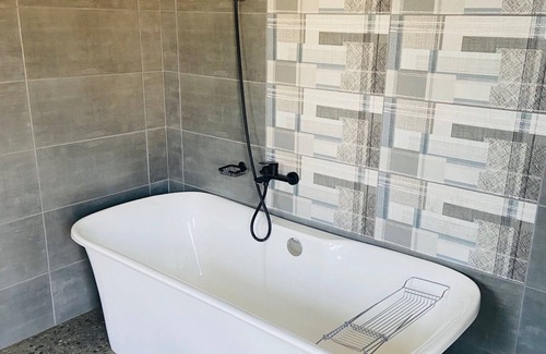 Kempton Park House | Airport Imperial Guest House