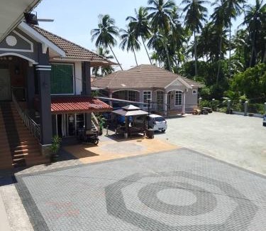 Kampung Teluk Reba Bed & Breakfast | Airport Riverside Roomstay & Homestay