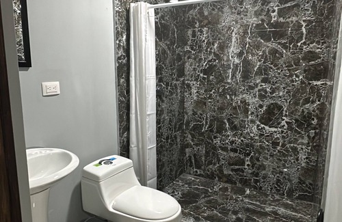 Villa Bonita Hotel | Airport SJO5 min -Marianas Apartments