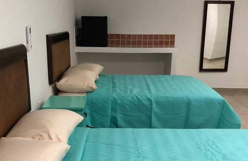 Alfredo V. Bonfil Hotel | Airport Sleepy Inn