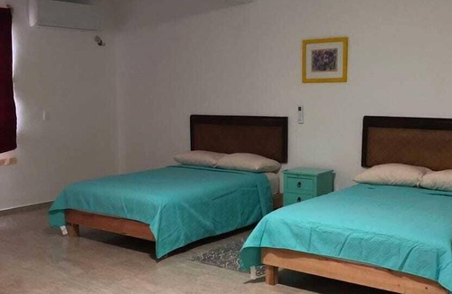 Alfredo V. Bonfil Hotel | Airport Sleepy Inn