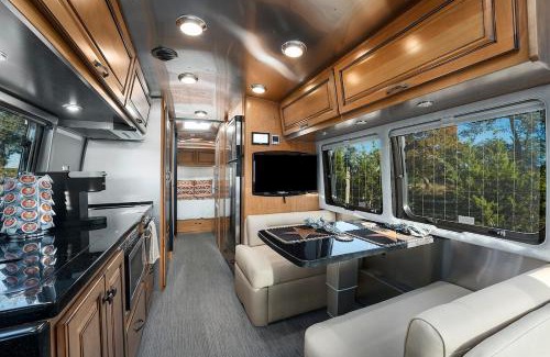 Fredericksburg Other | Airstream Getaway - Hot Tub & Fire Pit
