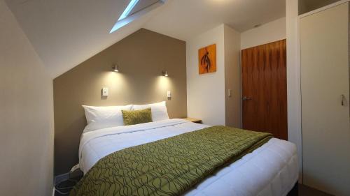 Russley Hotel | Airways Motel