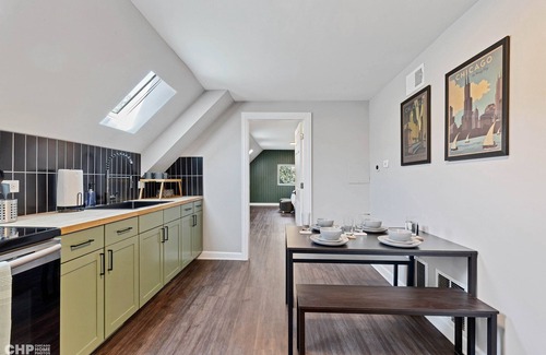 Avondale Apartment | Airy Avondale Getaway with King Bed