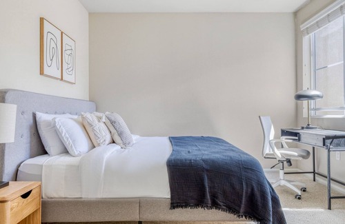 Warner Center Apartment | Airy Woodland Hills 1BR w/ Pool & Gym, near Warner Center, by Blueground
