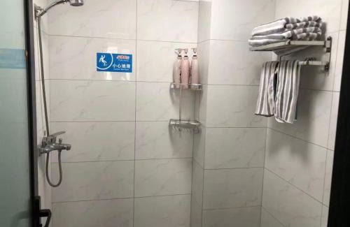 Huainan Apartment | Aisen Apartment Huainan Wanda Plaza Near City Center
