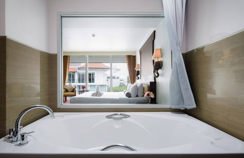 Pratumnak Hill Hotel | Aiyara Grand Hotel