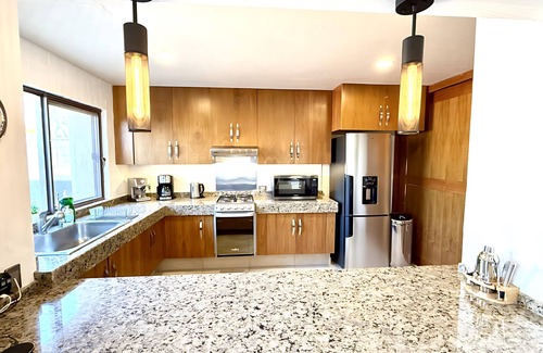 San Antonio Tlayacapan House | Ajijic Modern 1 Bedroom Home - Great Patio - Walk To Everything - 1 Night Rates