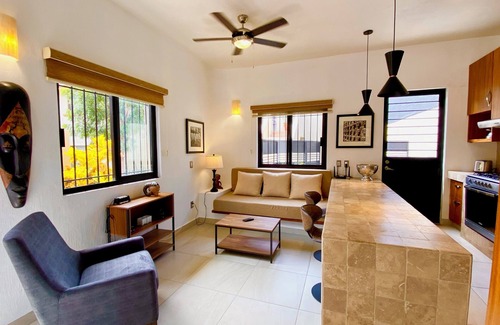 San Antonio Tlayacapan House | Ajijic Modern 1 Bedroom Guesthouse - 2 Patios, BBQ, Bikes, Great Location