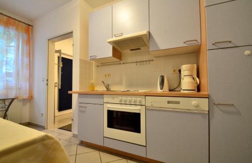 Donaustadt Apartment | AJO Apartments - Alte Donau Garden Flat - Self-Check-in