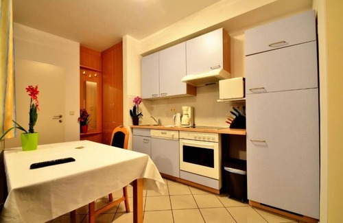 Donaustadt Apartment | AJO Vienna Garden - Contactless Check-in