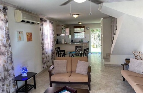 Fitts Village Villa | Ajoupa 2, Fitts Village, St James, 2 bed villa with pool set in tropical gardens