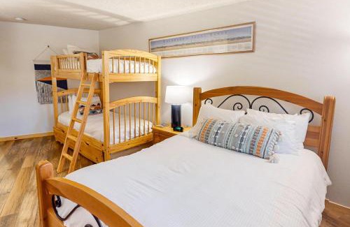 Historic District House | AJs Outpost - Ski-In Condo - Fireplace & Hot Tub