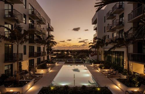 Downtown West Palm Beach Hotel | AKA West Palm