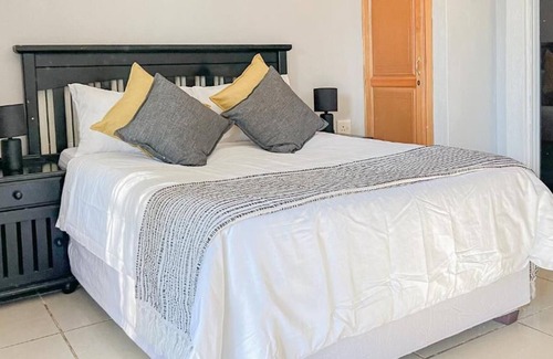 White River House | Akani Guesthouse