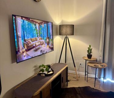 Greater Johannesburg Metropolitan Area Apartment | Akaru Habitat - City break