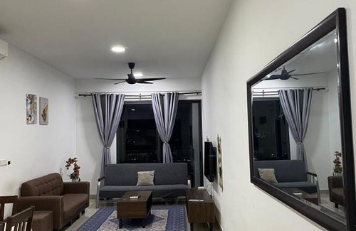 Seri Kembangan Apartment | Akasa Cozy Home Resort Living