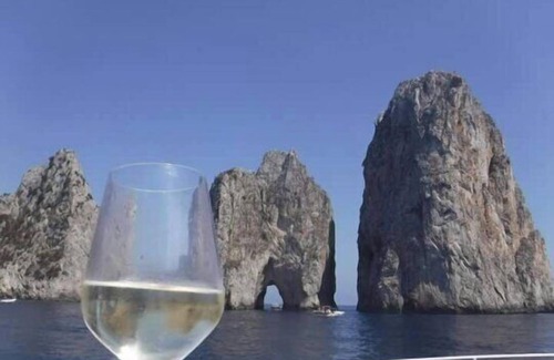 Salerno Boat Rental | Akhir Cruise Charter
