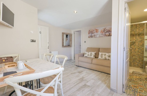 Santillana del Mar Apartment | Akla Hotel Suites Santillana
