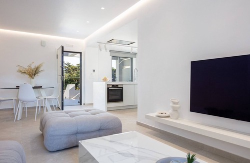 Kavros House | Akonizia Luxury House - With Private Swimming Pool
