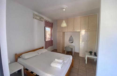 Paralia Porovitsis Apartment | akrata siesta