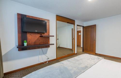 Financial District Apartment | Akros Galapagos Suite