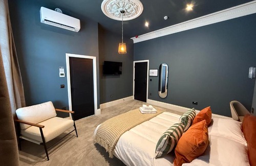 Halifax House | Akroyd House - The Piece Hall Room