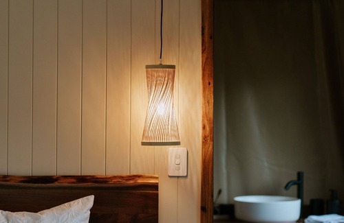 Running Stream Hotel | Akuna Estate