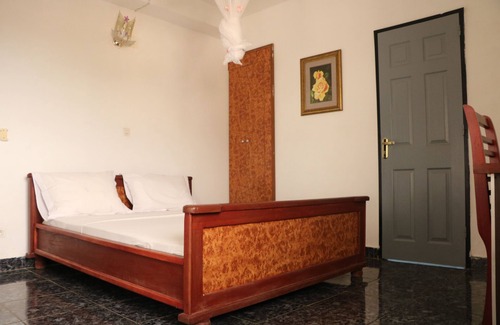 Domoni Hotel | Al Djadid