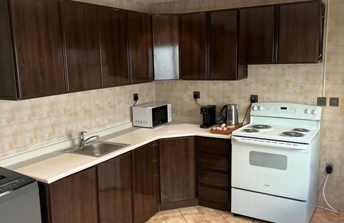 Al Yarmouk Hotel | Al Gosaibi Hotel - Villa