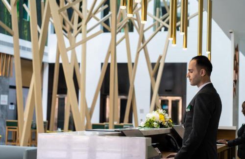 Sheikh Zayed Road Hotel | Al Khoory Courtyard Hotel