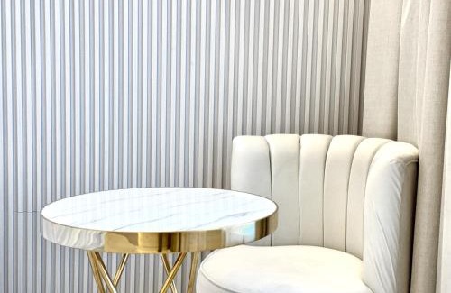 Jumeira 3 Apartment | Al Manara Premium Luxe Sheikh Zayed View Studio