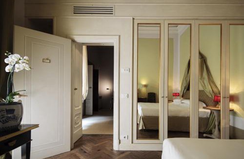 Duomo Hotel | Al Palazzo del Marchese di Camugliano Residenza d'Epoca
