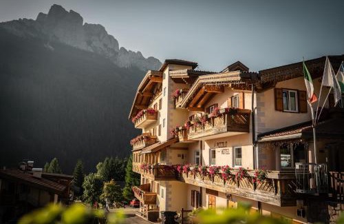 San Giovanni di Fassa Hotel | Al Piccolo Hotel