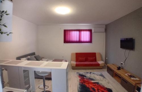 Inija Apartment | AlejaPark Inđija