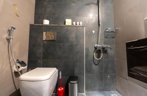 Al Raha Beach Apartment | Al Vera Elegant 2BR Apartment Private Balcony