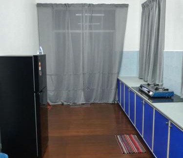 Kota Bharu House | ALA Beach Lodge - Ketapang Homestay