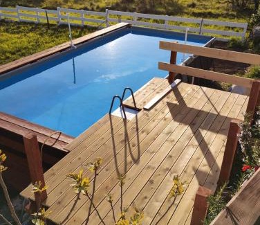 Zadvarje Apartment | Ala da-apartman sa bazenom