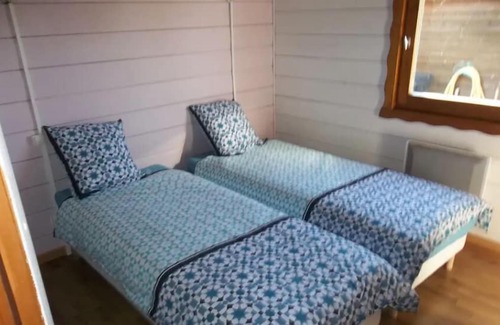 Chatillon-sur-Broue Ski Chalet | ALAGUYAUDER LE GITE DE L'ETANCHEE