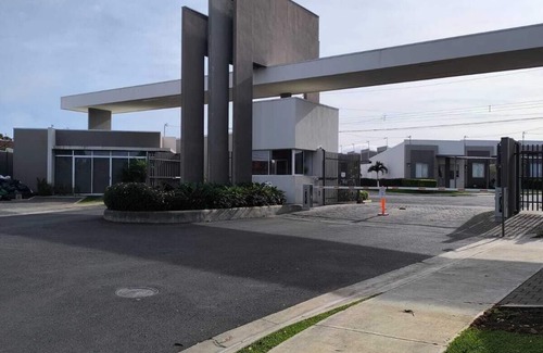 Guacima House | Alajuela Stay: Close to Airport, Viva Park & CAR with amenities like pool & gym