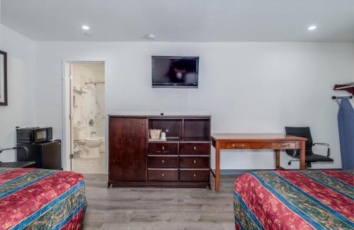 St. Leo's Hotel | Alameda Motel San Jose