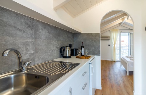 Tsilivi Apartment | Alamis Hotel & Apartments