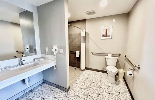 Anaheim Resort Hotel | Alamo Inn & Suites