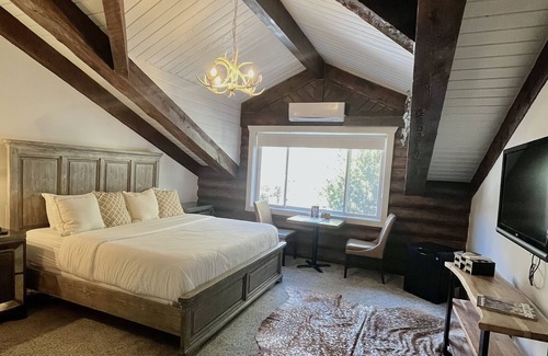 Ogden Cabin | Alaskan Inn