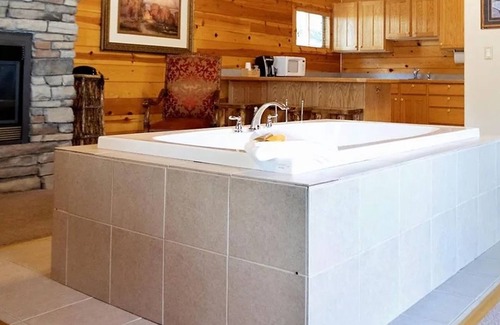 Ogden Cabin | Alaskan Inn