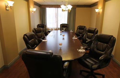 Newtonville Hotel | Albany Airport Inn