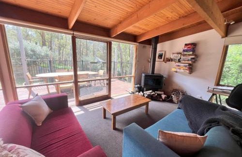Sawmill Settlement Cabin | Albaski Lodge Room 1