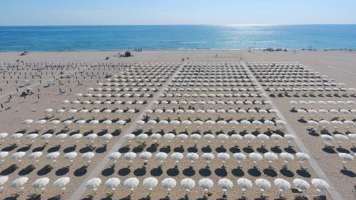 Lido di Spina Other | Albatross Mobile Homes on Camping Mare e Pineta